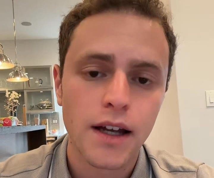 Marines Detain First American Citizen in Los Angeles