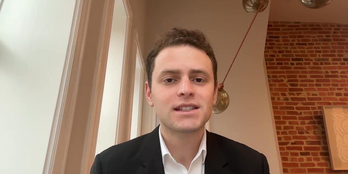 A Shock Poll Shows Democrats Leading in Trump +30 Race