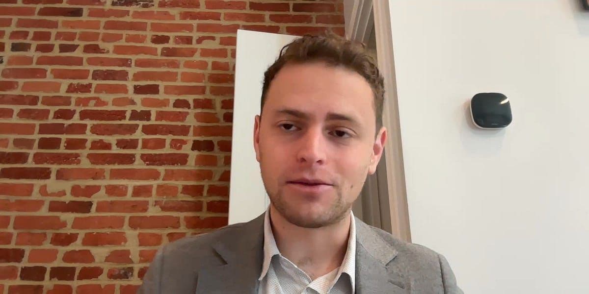 President Zelensky Rebukes Donald Trump's Suggestion that Ukraine Will Give Up Territory