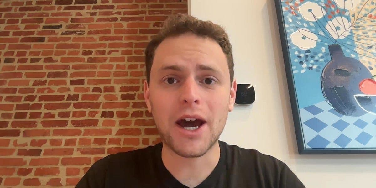 Trump Supporter Rejects a Pardon from the President