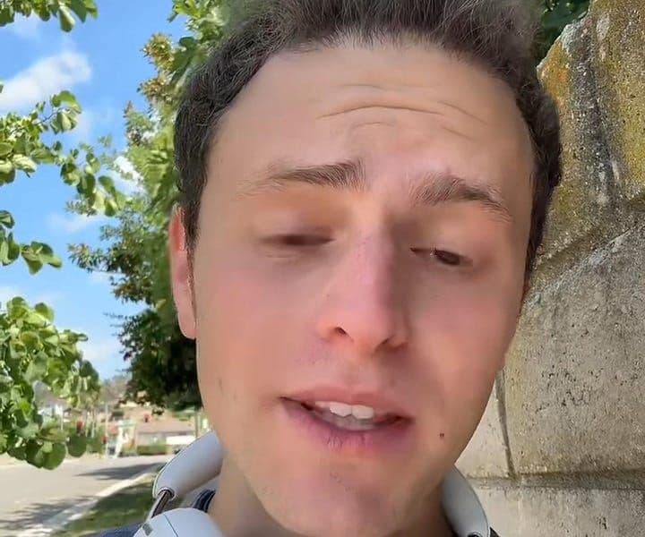 United States Urges China to Tell Iran Not to Close Strait of Hormuz