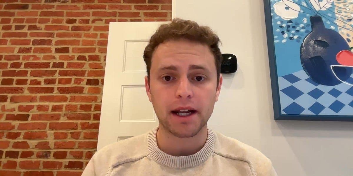 Republicans Pass Medicaid Cuts as Donald Trump Hosts a Dinner with Trump Coin Investors