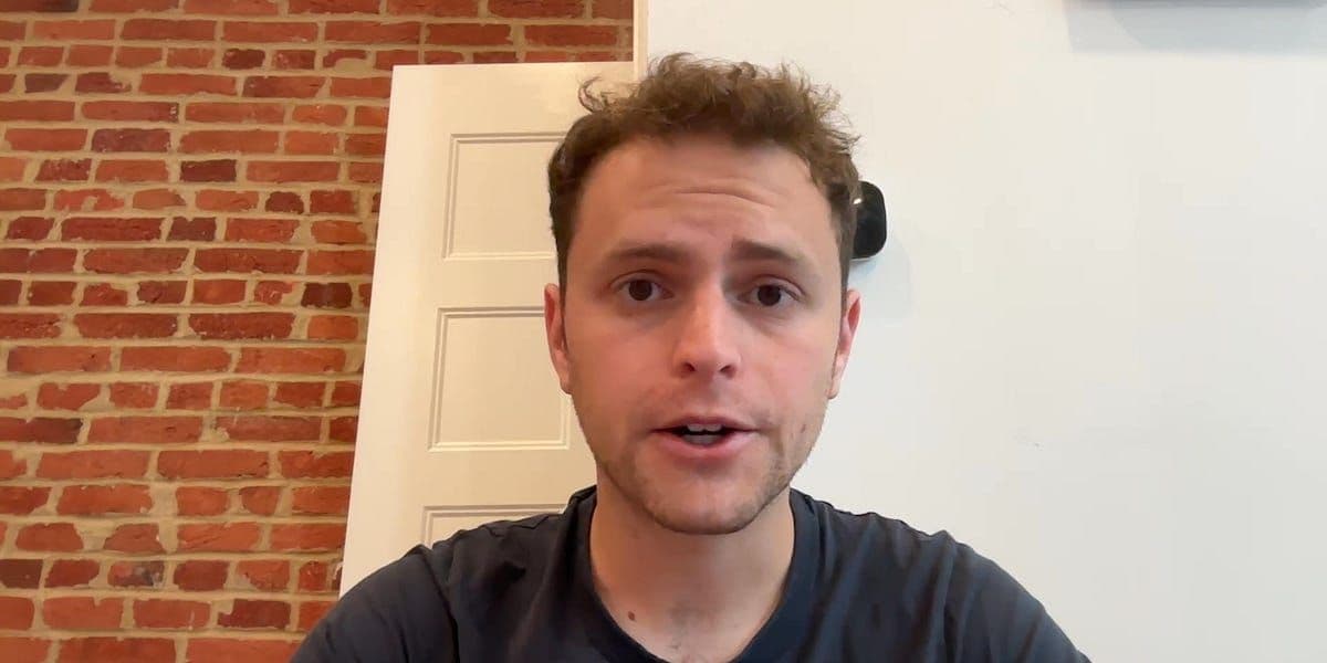 Undocumented Farm Workers Feel Like ICE is "Hunting them like Animals"