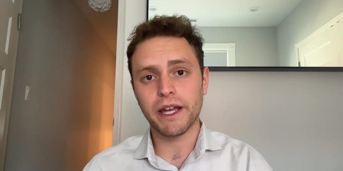 Mexico Suspends Shipments to United States and Tulsi Gabbard Exposes Identity of CIA Officer