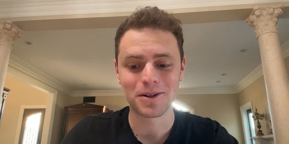 Egg Prices Soar to Record Highs as Apple Works to Import 600 Tons of IPhones